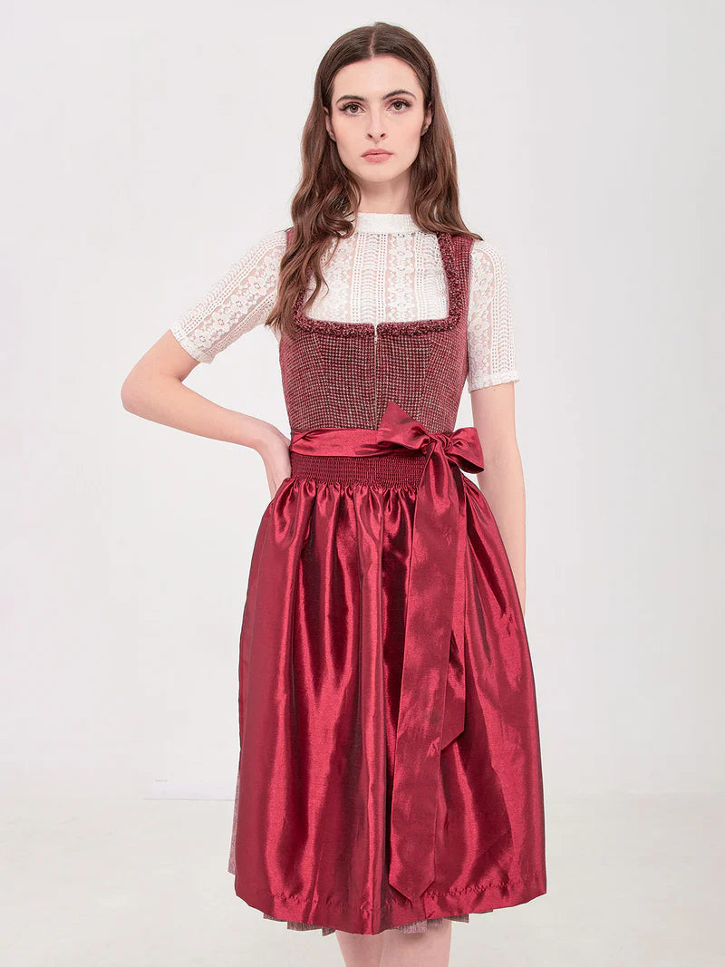 Dirndl Midi Schwarz Rot: Eleganz und Tradition für den modernen Look