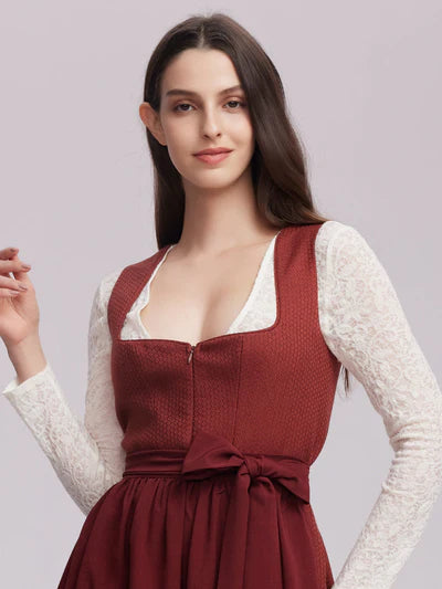 Fortsetzung: Dirndl in Rot, Dirndl Rot Schwarz Midi und Rote Dirndlbluse – Weitere Einblicke und Stilideen