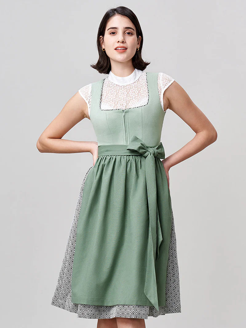 Grünes Dirndl: Die Naturfarbe in der Trachtenmode