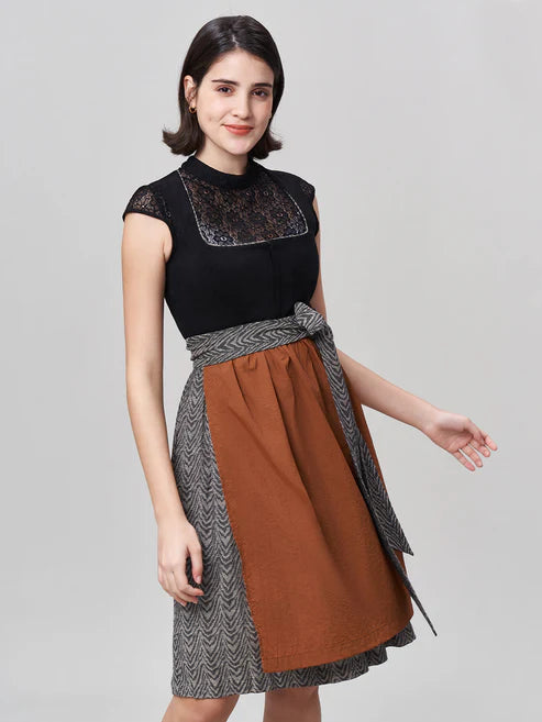Das Dirndl Freda – Ein stilvolles Kleidungsstück für jeden Anlass