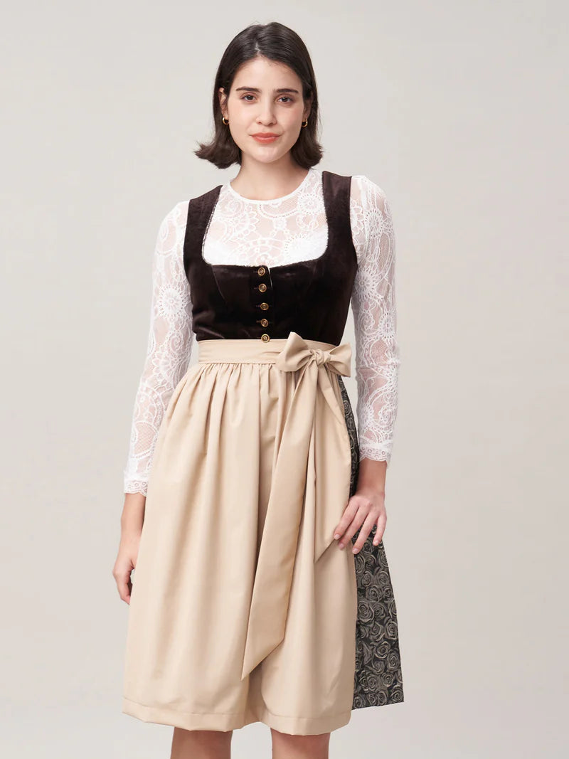 Fortsetzung: Dirndl aus Samt – Ein Highlight in der Trachtenmode