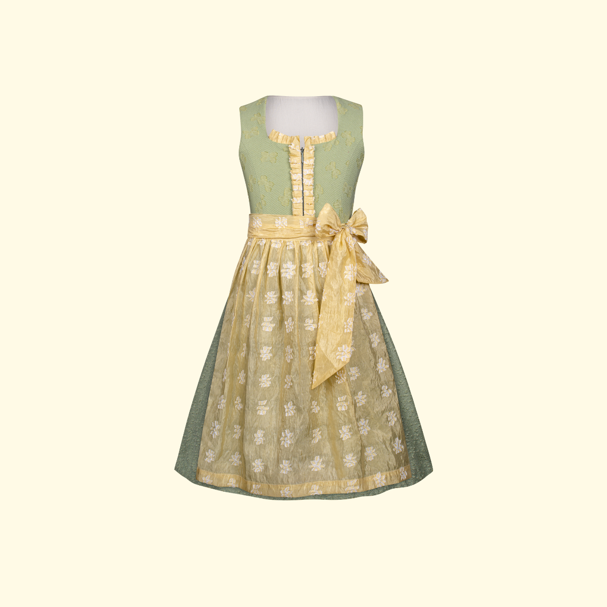 Trachtenmode für Damen: Perfekte Oktoberfest-Outfits mit billigen Dirndl