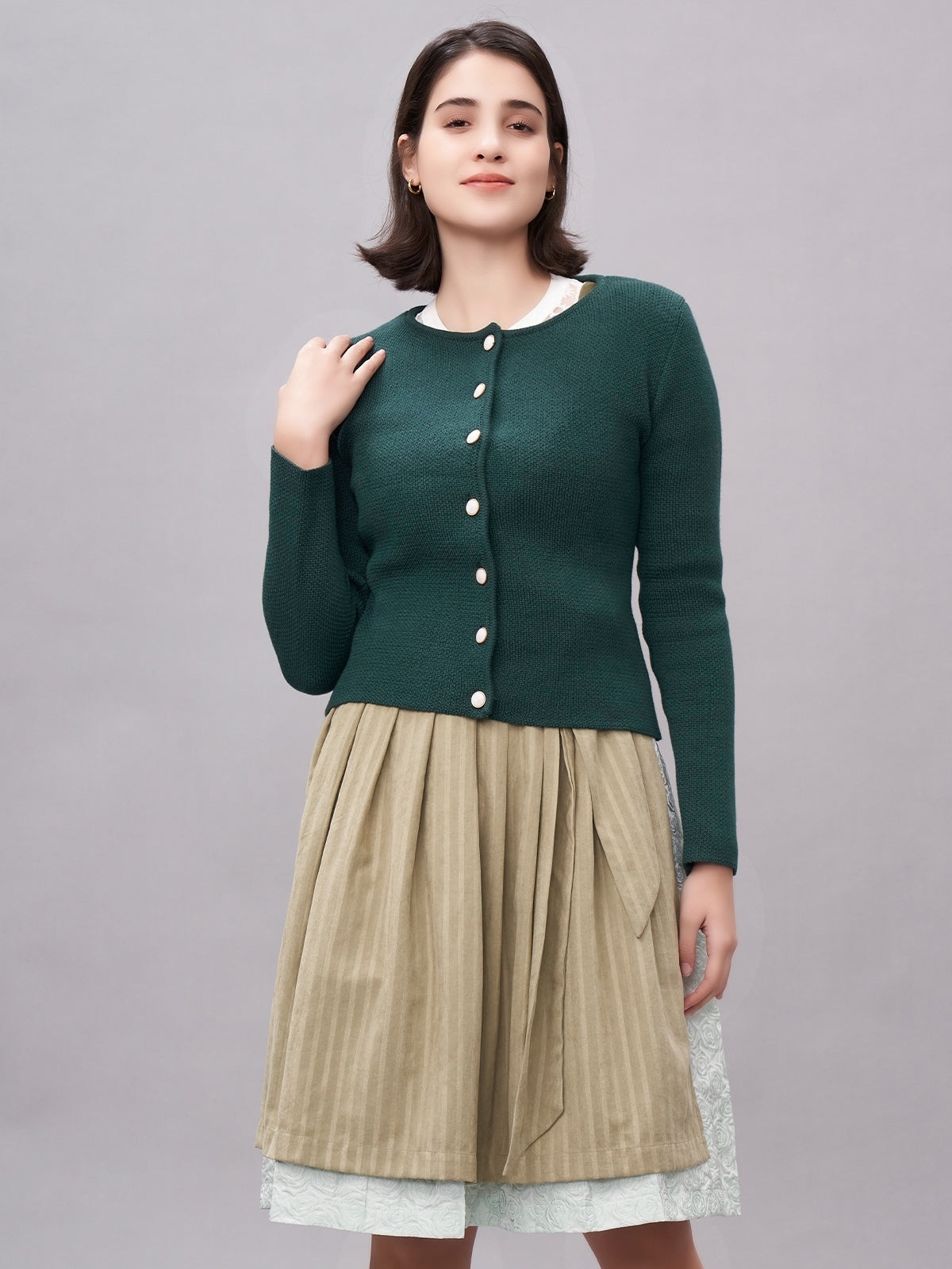 STRICKJACKE - MIRA IN DUNKELGRÜN