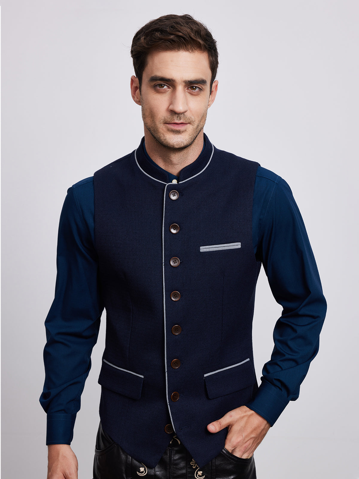 HERRENWESTE KONSTA BLAU