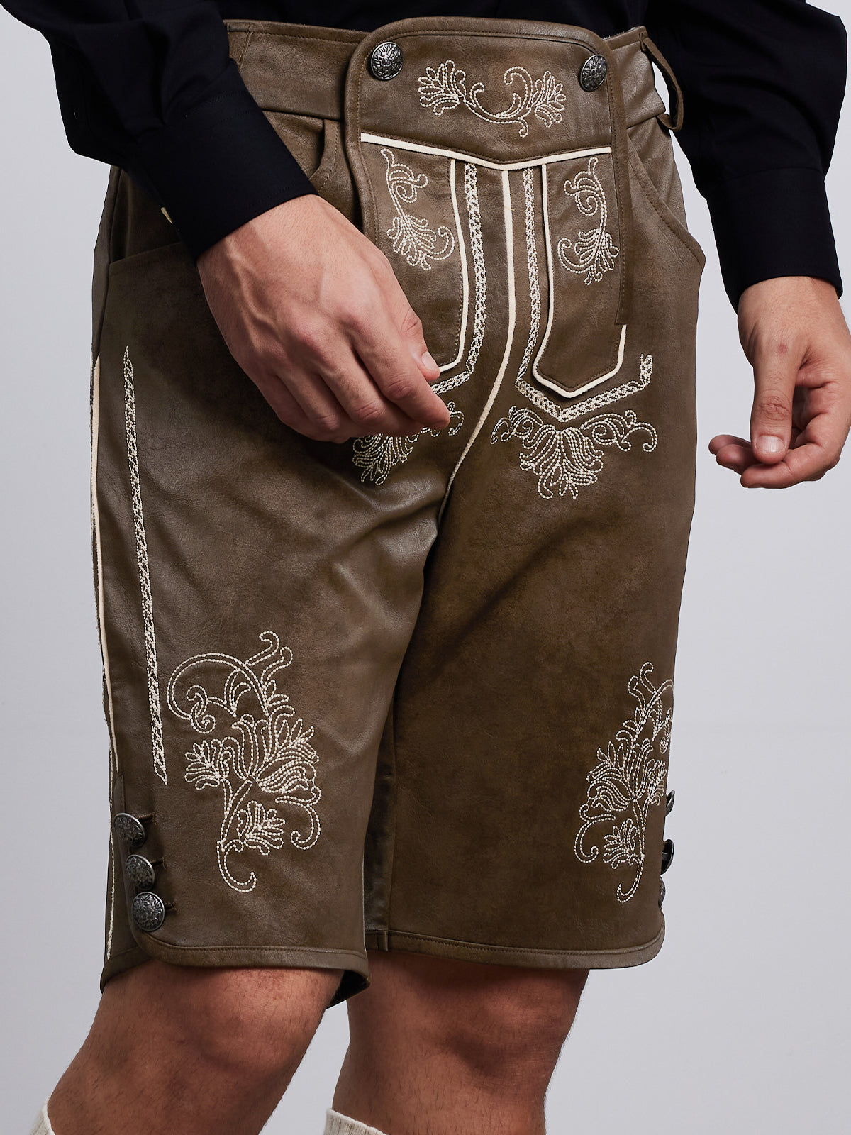 LEDERHOSE TARIUS IN BRAUNE