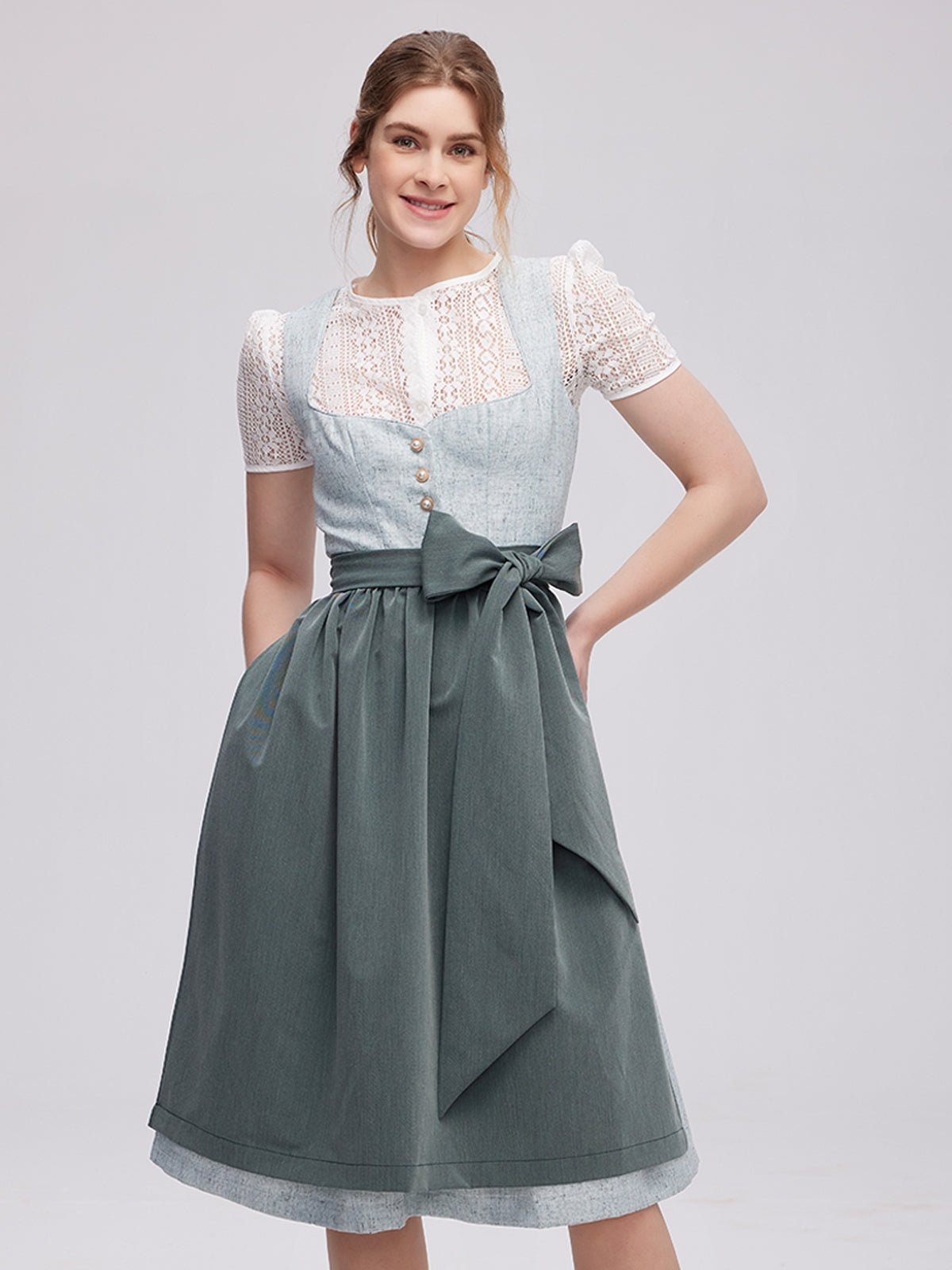 Grüne Mode-Pracht: Dirndl-Trends auf dem Oktoberfest 2025