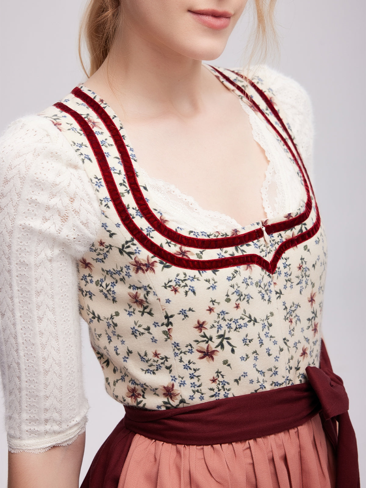 DIRNDL - INGRID